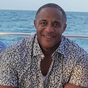 Meet your Posher, Vance